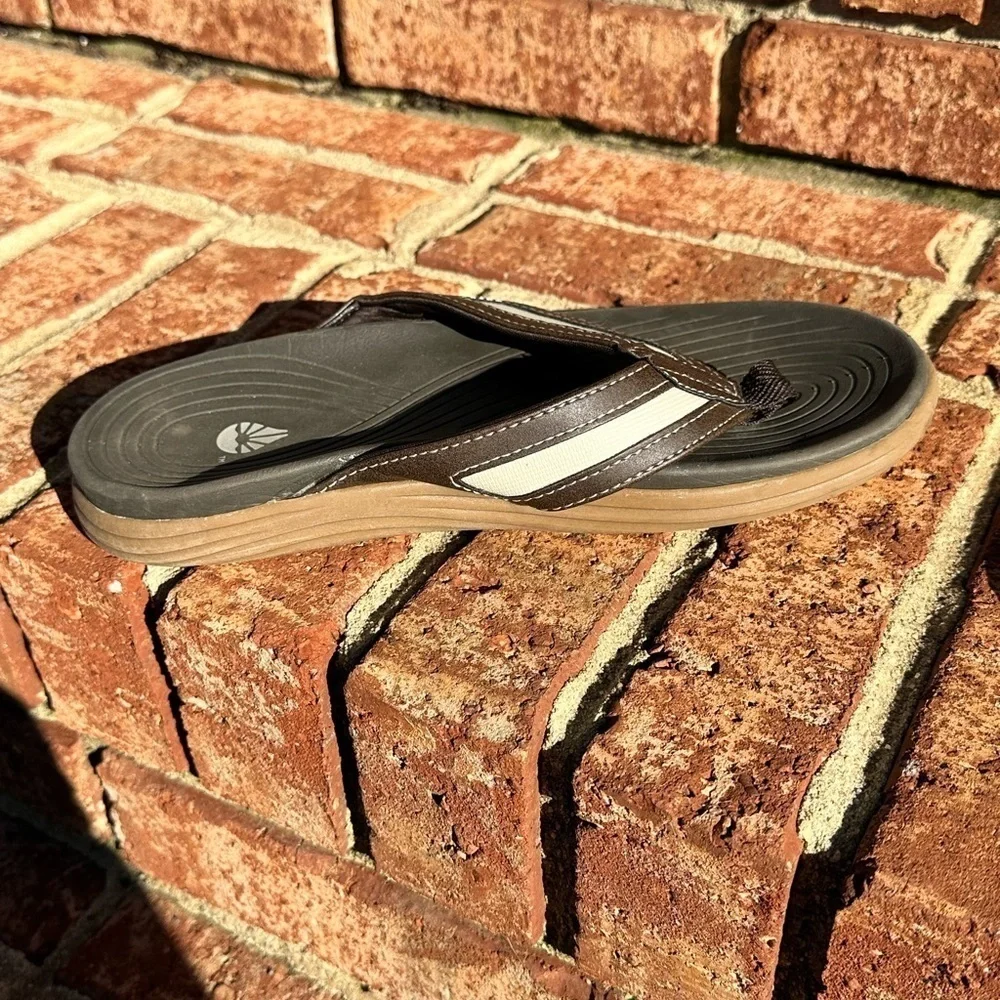 O’Rageous flip flop sandals men’s size 7